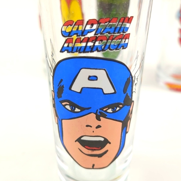 MARVEL Set of 4 2 Oz glasses: Hulk, Capt. AMERICA, Iron Man, 2010 - Picture 14 of 17